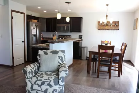 4147 Mockingbird Ln, Waterloo, IA 50702 photo 6