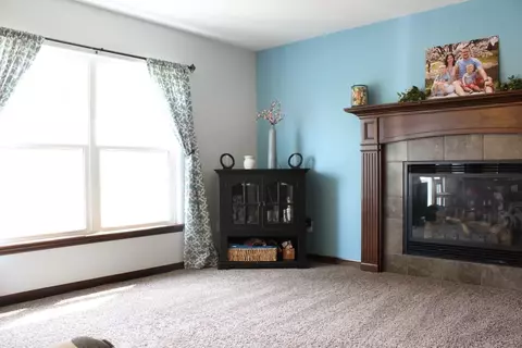 4147 Mockingbird Ln, Waterloo, IA 50702 photo 8