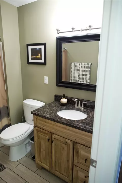 1858 Patton Ave, Waterloo, IA 50701 photo 11