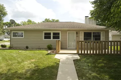 1858 Patton Ave, Waterloo, IA 50701 photo 1