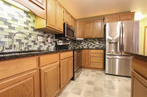 2007 Cassi Rdg, Waterloo, IA 50701 photo 11