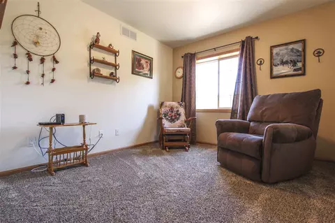 2007 Cassi Rdg, Waterloo, IA 50701 photo 13