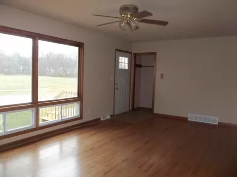 524 Devonshire Dr, Waterloo, IA 50701 photo 9