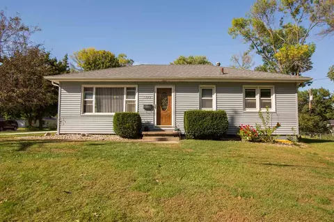 1720 Upton Ave, Waterloo, IA 50701 photo 1