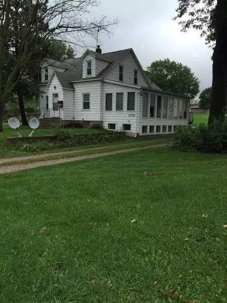 1701 Hammond Ave, Waterloo, IA 50702 photo 1