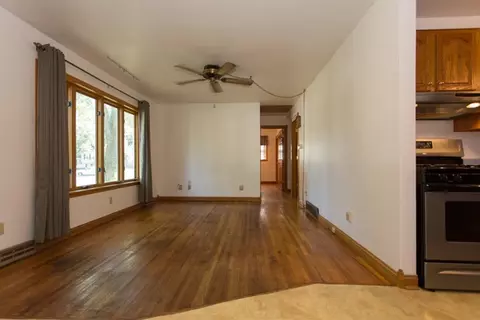 166 Vincent Rd, Waterloo, IA 50701 photo 4