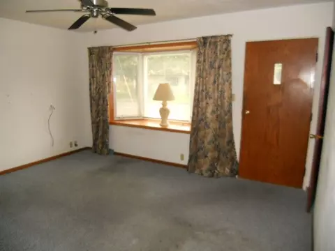 1447 Ruth, Waterloo, IA 50707 photo 3