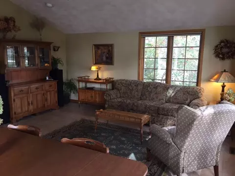 2367 E Ridge Rd, Decorah, IA 52101 photo 5