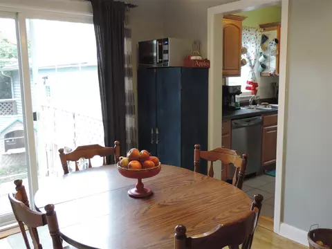 232 Hillside Ave, Waterloo, IA 50701 photo 9