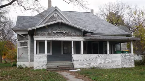 101 E Benton St, Hazleton, IA 50641 photo 1