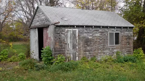 101 E Benton St, Hazleton, IA 50641 photo 5