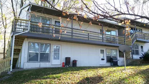1015 Grant Ave, Waterloo, IA 50702 photo 2