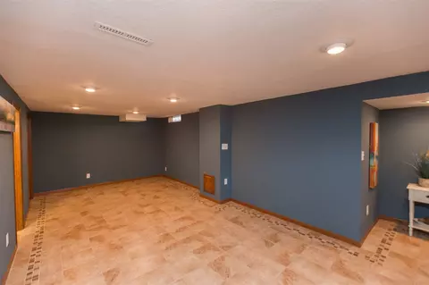 1908 Cornwall Ave, Waterloo, IA 50701 photo 14