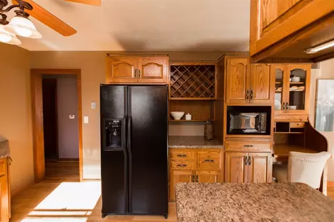 1908 Cornwall Ave, Waterloo, IA 50701 photo 7