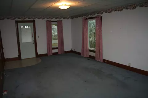 118 2nd St, Gladbrook, IA 50635 photo 2