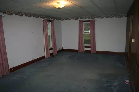 118 2nd St, Gladbrook, IA 50635 photo 3