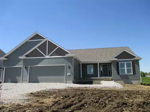 1217 Partridge Ln, Waterloo, IA 50701 photo 1