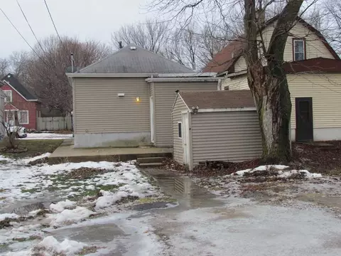815 Bertch, Waterloo, IA 50702 photo 3