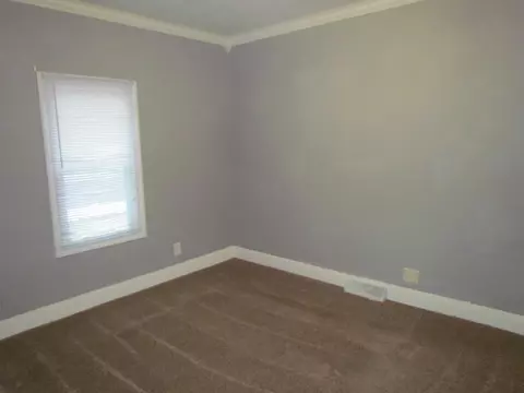 815 Bertch, Waterloo, IA 50702 photo 8