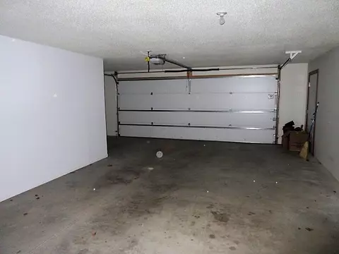 809 SE 6th Ave, Cascade, IA 52033 photo 12