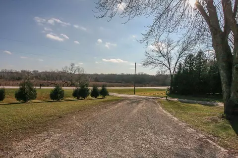 1663 Baxter Ave, Jesup, IA 50648 photo 3
