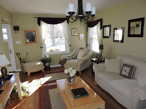 708 Fifth Ave, Decorah, IA 52101 photo 5