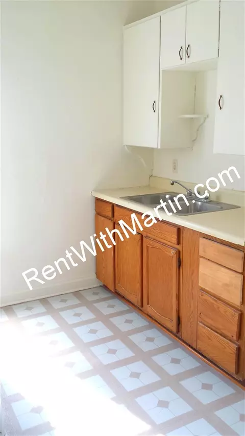 225 E Mullan, Waterloo, IA 50703 photo 9