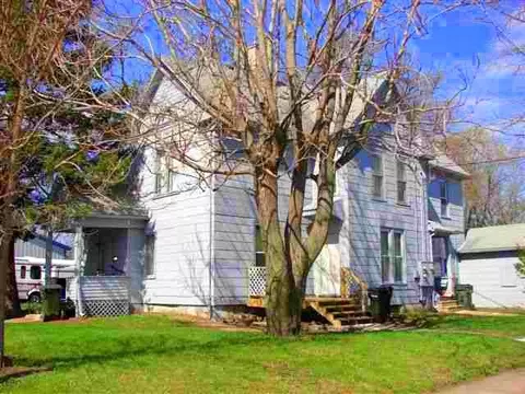 225 E Mullan, Waterloo, IA 50703 photo 1