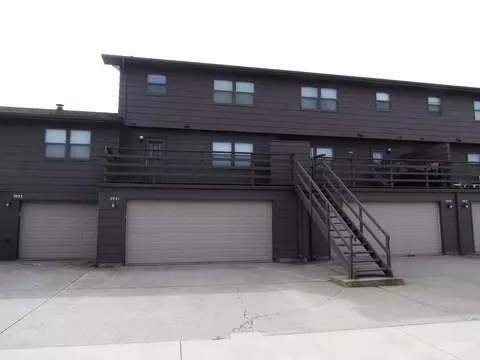 3921 Memory Ln, Waterloo, IA 50702 photo 4