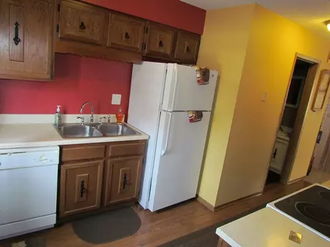 3921 Memory Ln, Waterloo, IA 50702 photo 15