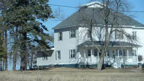 1209 E Ave, Gladbrook, IA 50635 photo 1