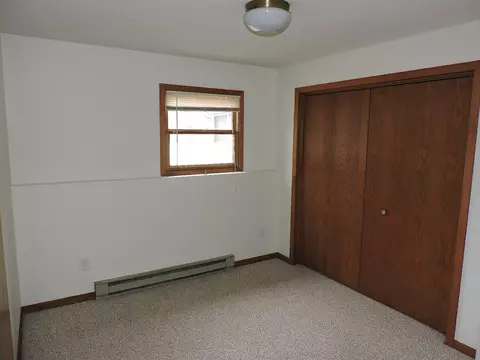 805 Fair St, Decorah, IA 52101 photo 10
