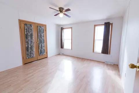 23846 Willow Ave, Shell Rock, IA 50670 photo 4