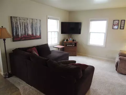 1126 Cornwall Ave, Waterloo, IA 50702 photo 8