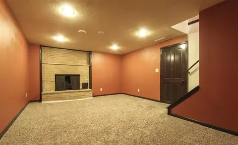 435 Progress Ave, Waterloo, IA 50701 photo 19