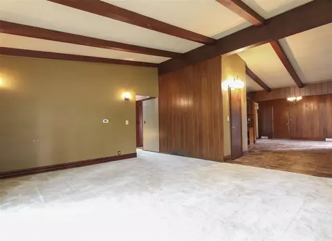 435 Progress Ave, Waterloo, IA 50701 photo 4
