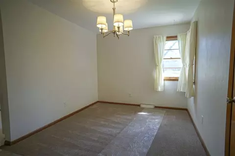 1826 E Mitchell Ave, Waterloo, IA 50702 photo 5
