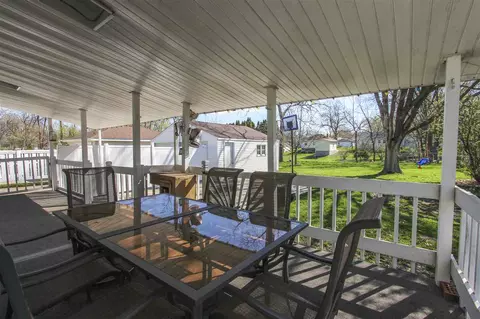131 Vincent Rd, Waterloo, IA 50701 photo 17