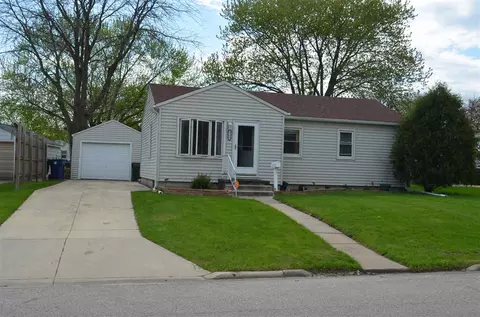 1134 Sheerer Ave, Waterloo, IA 50701 photo 1
