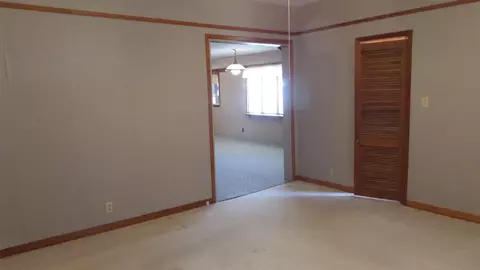 117 Johnston St, Gladbrook, IA 50635 photo 7