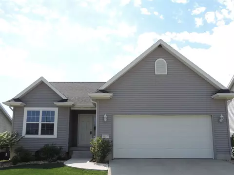 5027 Millenium Dr, Cedar Falls, IA 50613 photo 1