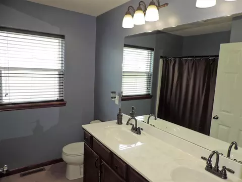 5027 Millenium Dr, Cedar Falls, IA 50613 photo 10