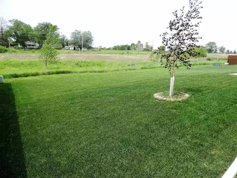 5027 Millenium Dr, Cedar Falls, IA 50613 photo 3
