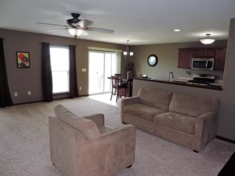 5027 Millenium Dr, Cedar Falls, IA 50613 photo 4