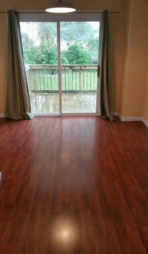 708 Upton Ave, Waterloo, IA 50701 photo 5