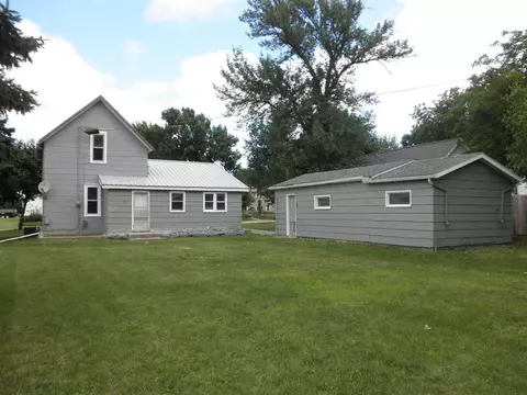 302 Maple St, Osage, IA 50461 photo 12
