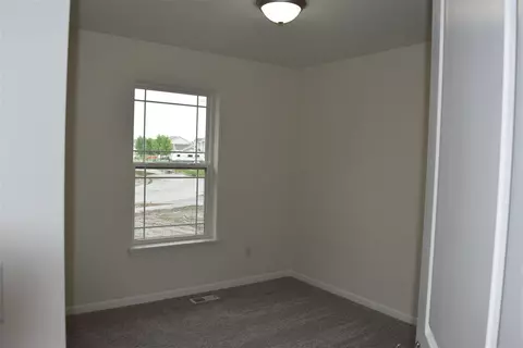 1016 Algonquin Dr, Cedar Falls, IA 50613 photo 11