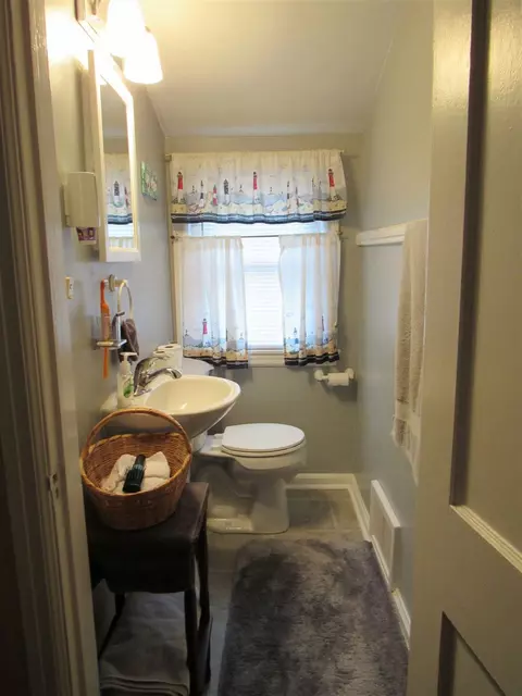 1437 Bertch Ave, Waterloo, IA 50702 photo 16