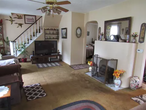 1437 Bertch Ave, Waterloo, IA 50702 photo 4