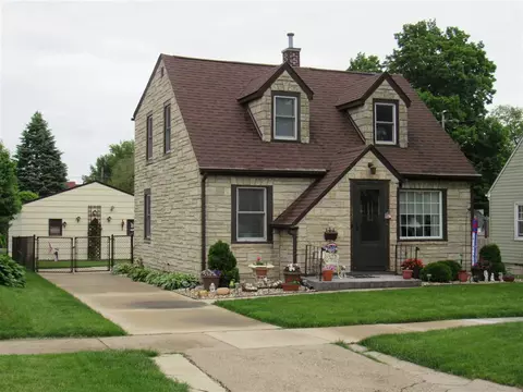 1437 Bertch Ave, Waterloo, IA 50702 photo 1
